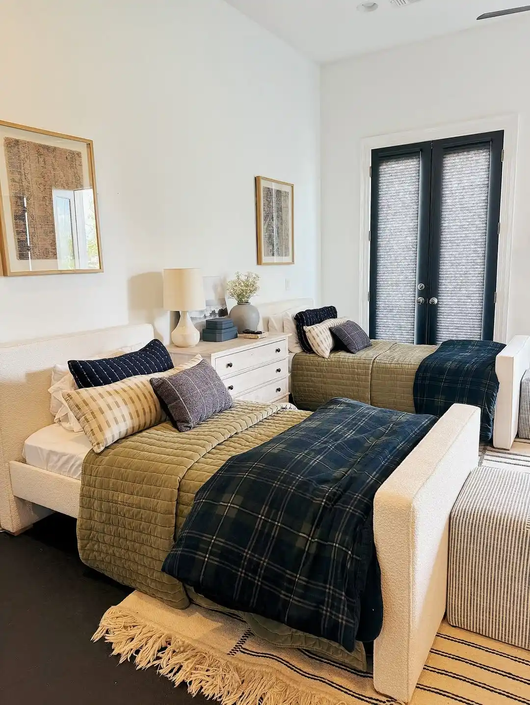 Aesthetic Two-Bed Room Ideas for Small or Shared Spaces