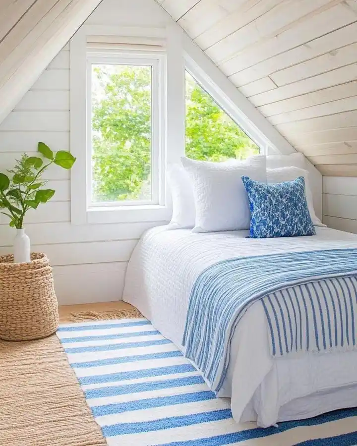 Cozy Attic Bedroom Ideas