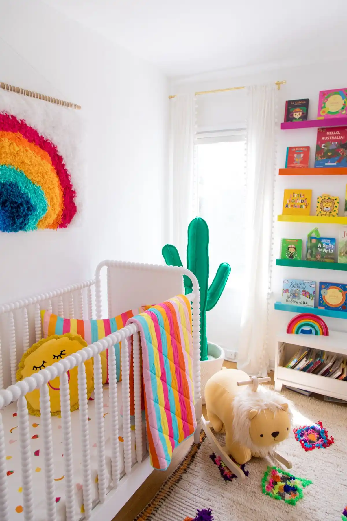 rainbow nursery decor