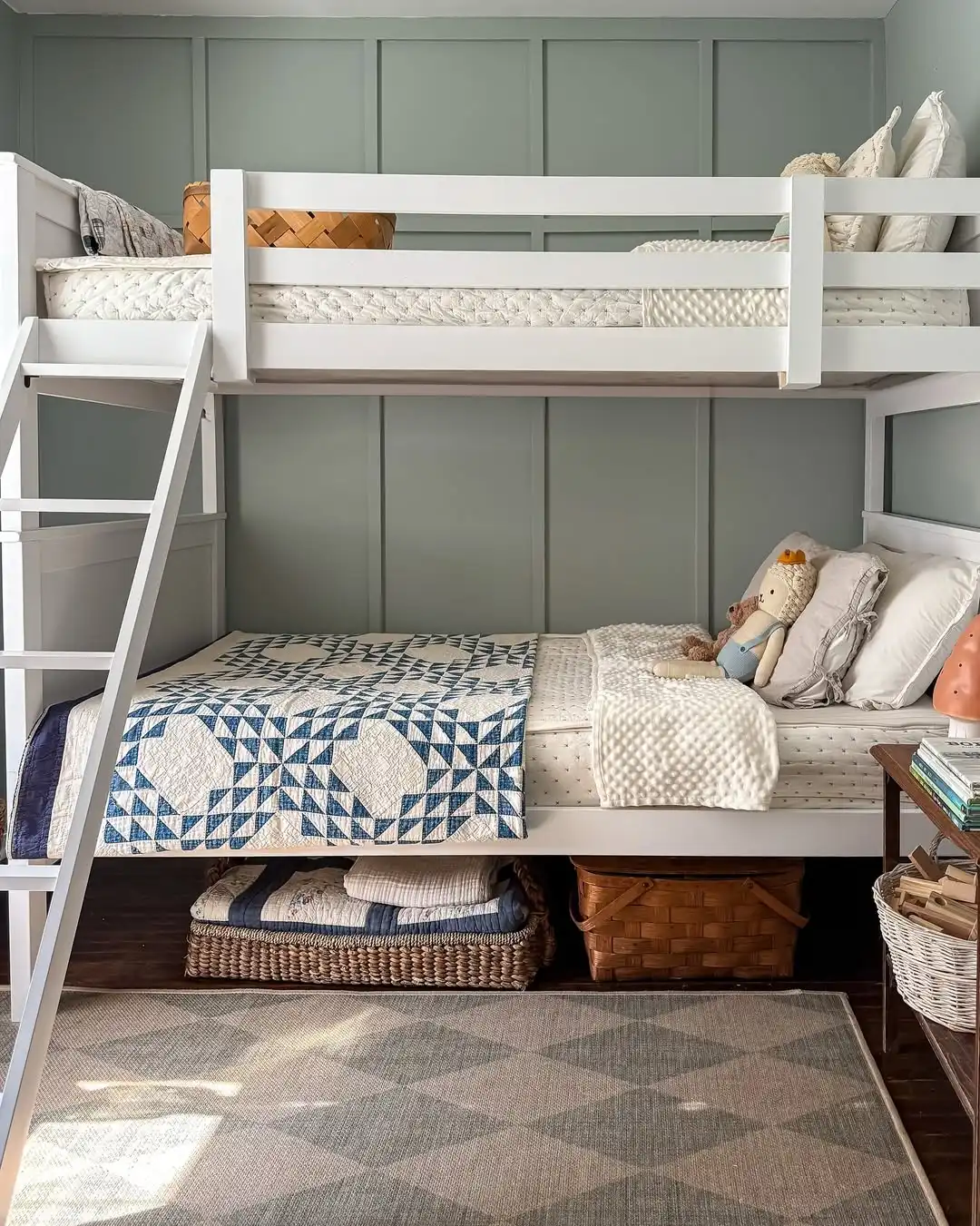 Genius Twin Bunk Bed Ideas for Sharing a Small Bedroom Between Siblings