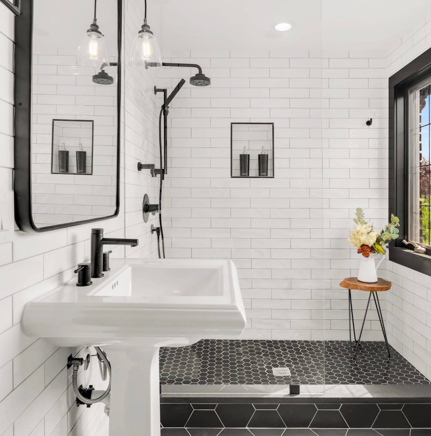 Small Bathroom Decor